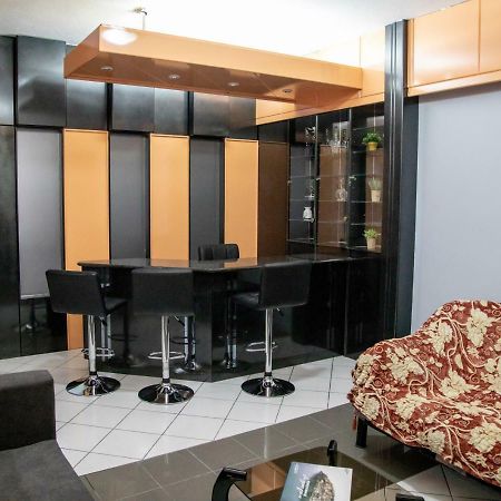 Christine'S Downtown Suites Kavala Esterno foto