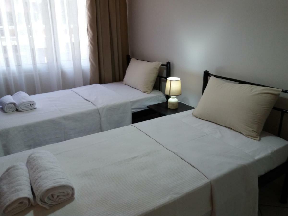Christine'S Downtown Suites Kavala Esterno foto